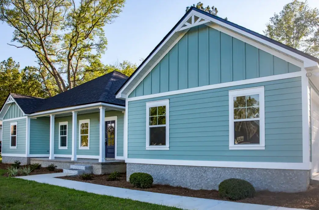 Vinyl siding installation by MT Remodel in 125 Eugene O’Neill Dr Suite 140, New London, CT 06320, improving home durability and curb appeal.